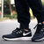 Nike/耐克男鞋2018新款跑步鞋子 气垫透气减震运动鞋 898466 001(黑色 45及以上)第5张高清大图