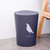 翻转式圆形桶盖 家用带盖纸蒌厨房客厅卫生间垃圾桶(草木灰 仰望鸟图案)第2张高清大图