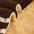 玛西亚床上用品法莱绒四件套运动风加厚保暖超柔珊瑚绒床单款纯色素色双拼色运动款包邮(咖啡驼 加大号：被套220*240)第4张高清大图