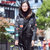 鸭鸭2018秋冬新款女装韩版修身时尚外套短款连帽羽绒服女B-57609(黑色 170)第2张高清大图