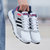 adidas阿迪达斯男鞋跑步鞋运动鞋休闲鞋 EE5589(浅灰色 42)第2张高清大图