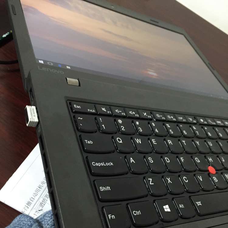 三星电脑笔记本进入u盘pe系统是哪个_联想g400笔记本装什么系统好_联想笔记本电脑系统盘