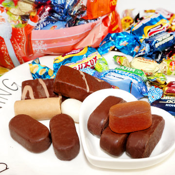 斯拉夫 俄罗斯进口糖果组合喜糖圣诞巧克力威化组合500g
