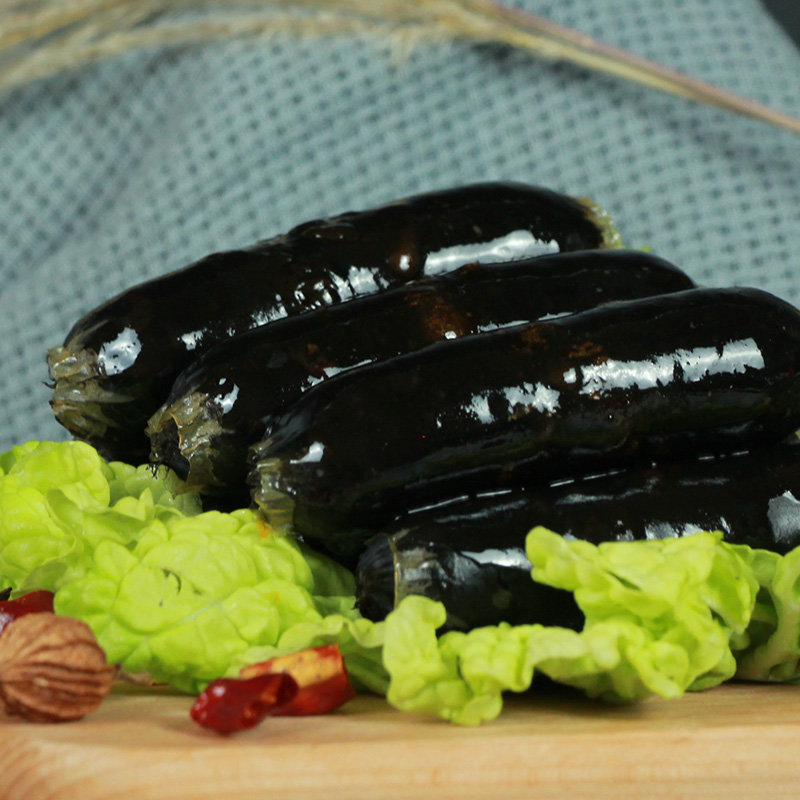 大河乌猪黑牡丹香肠黑色烤肠纯肉肠火山石烤肠