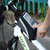 乐炫自行车包 手机架 触屏手机包 自行车上管包 IPHONE HTC 三星手机袋12496 线条(黄色 4.8)第5张高清大图
